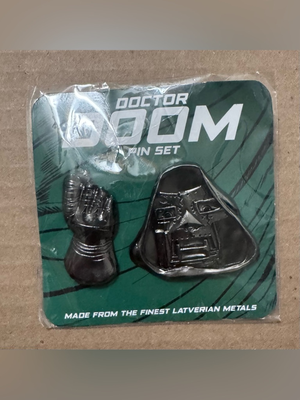 Marvel Doctor Doom Metal Pin Set - Black Silver